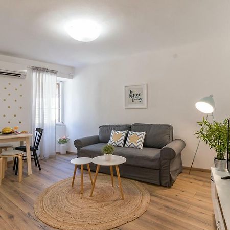 Central New Apartment Nonna Mara Rovinj Ngoại thất bức ảnh